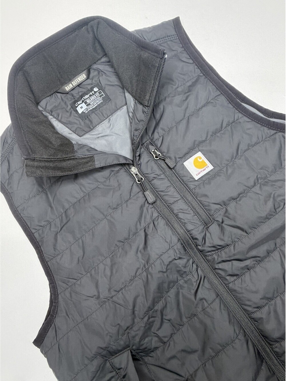 Carhartt Gilliam Vest Mens M Black Rain Defender Quilted 102286-001 Relaxed Fit